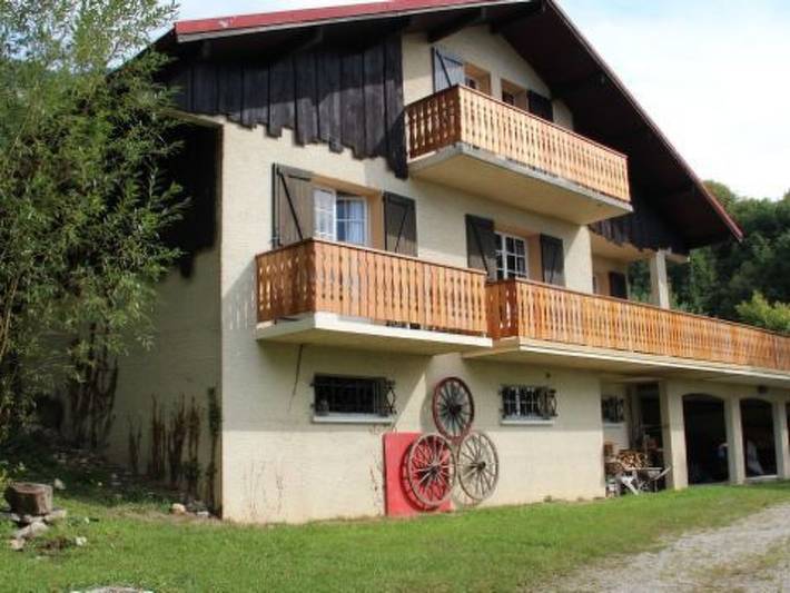Location de vacances pour 6 personnes, avec jardin à Pugny-Chatenod - 3