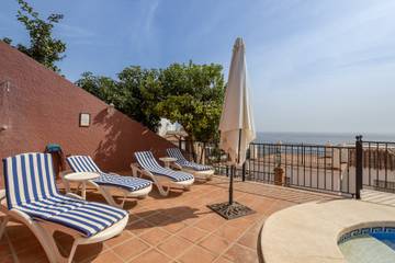 Casa Rural para 10 Personas en Urbanización Ladera del Mar, Nerja, Foto 4