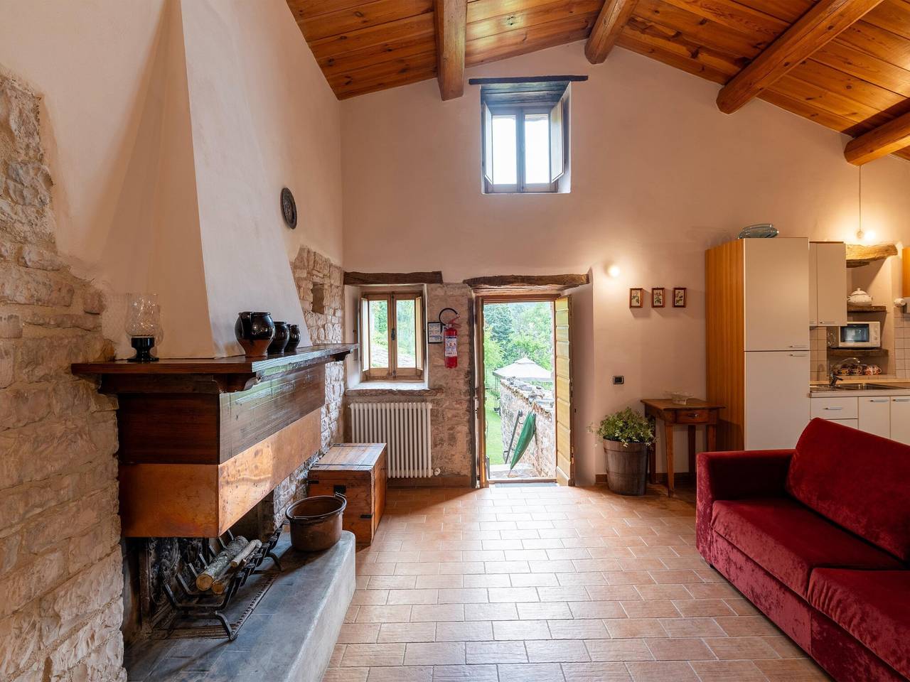 Lovely Garden House by the Sea in Acqualagna, Valle del Metauro