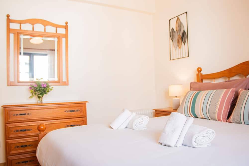 Casa Bellarosa….a great place for a well deserved holiday. in Raposeira, Vila do Bispo