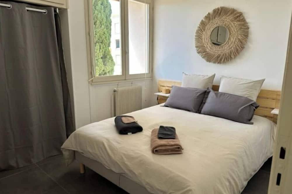 Maison Guyenne\nlovely, cosy house furnished with care and comfort in Béziers, Mediterranean Coast (France)