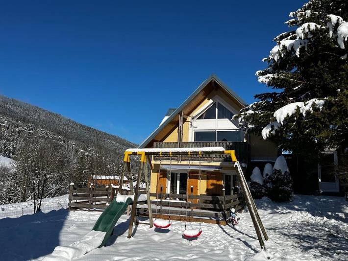 Chalet pour 10 personnes, avec jardin et vue, adapté aux familles à Villard-de-Lans