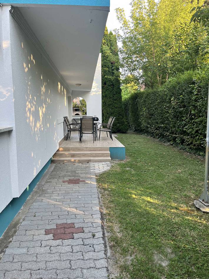 Ferienhaus mit Waschmaschine nur 100 m vom Strand in Balatonboglar, Plattensee Südufer