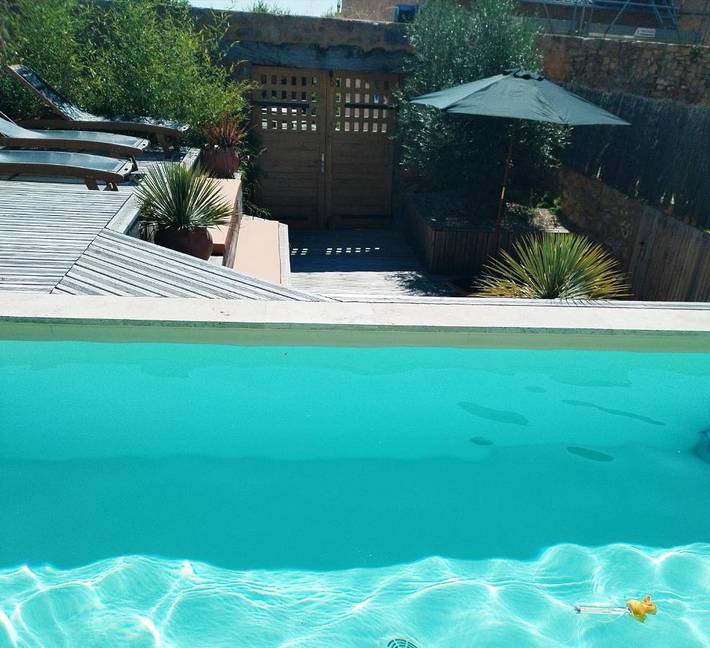 Gîte pour 4 personnes, avec balcon et piscine à Bournazel - 2