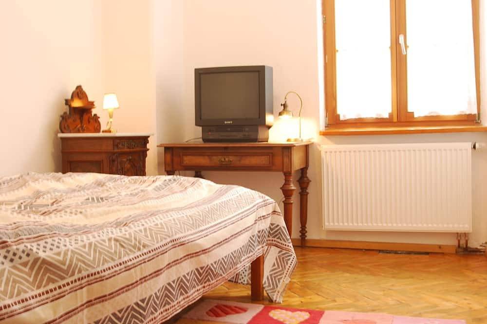 Gemütliches Ferienhaus, direkter Zugang zur Ohe, Grundstück zur Alleinnutzung in Schönberg (Bayern), Ostbayern