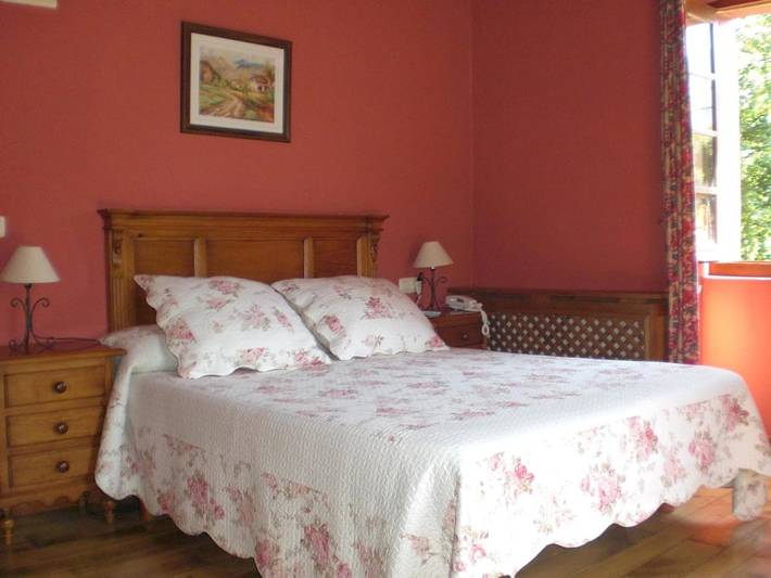 Hotel para 2 personas, con terraza en Parque Natural de las Fuentes del Narcea, Degaña e Ibias - 2