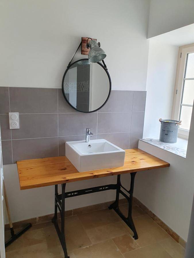 Location de vacances pour 8 personnes, avec terrasse à Anché - 3