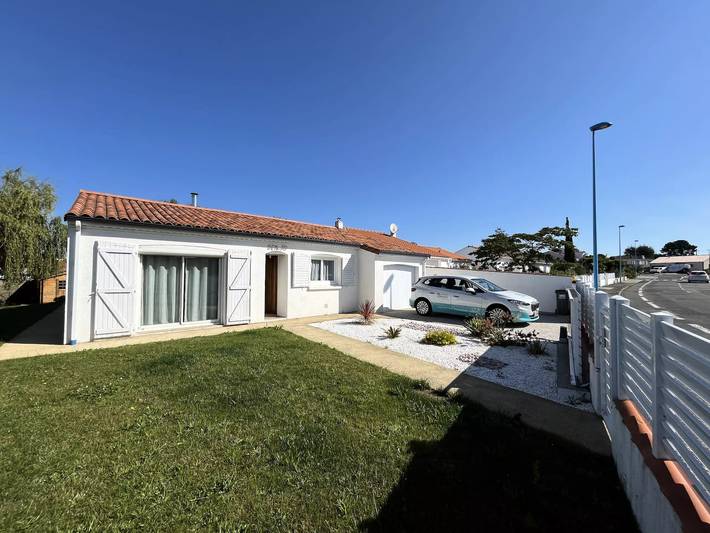 Location de vacances pour 6 personnes, avec jardin à Le Fenouiller - 2