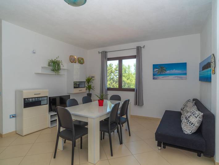 Location de vacances pour 6 personnes, avec jardin et terrasse à Pittulongu - 4