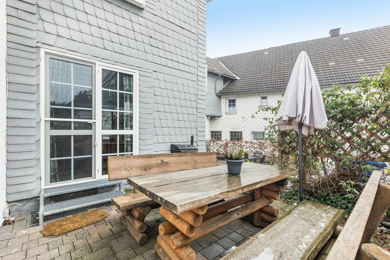 Ganze Wohnung, Ferienwohnung 'Osterkopf' mit gemeinsamer Terrasse, privatem Garten und Wlan in Usseln, Willingen