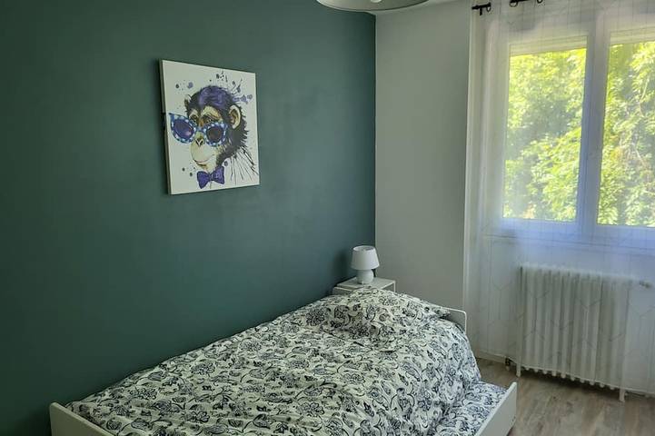 Location de vacances pour 8 personnes, avec terrasse et jardin à Chartres - 3