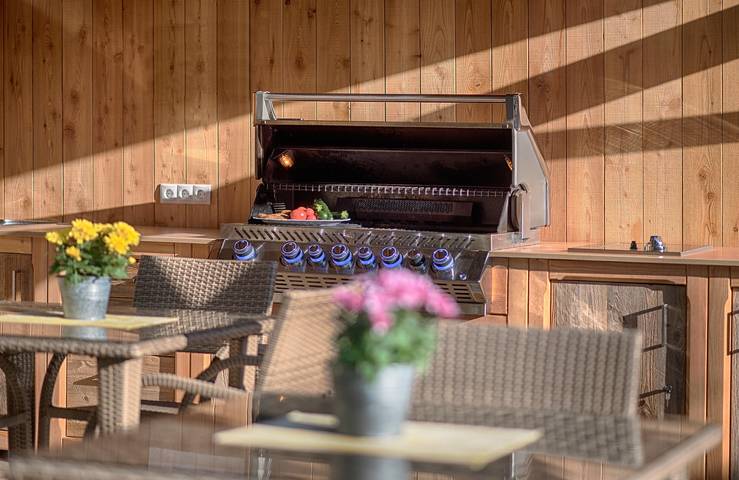 Ganze Wohnung, Apartment "Löfflerblick A Schwarzenstein" mit Bergblick, WLAN, Sauna und Whirlpool in Hohe Tauern, Ahrntal