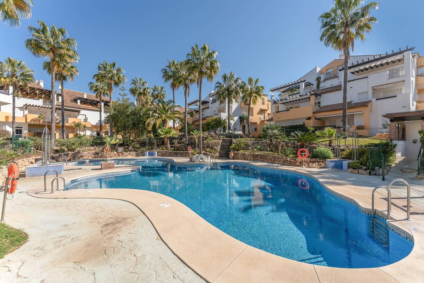 Hel leilighet, Ferieleilighet for 4 personer med barnebasseng in Las Chapas, Marbella
