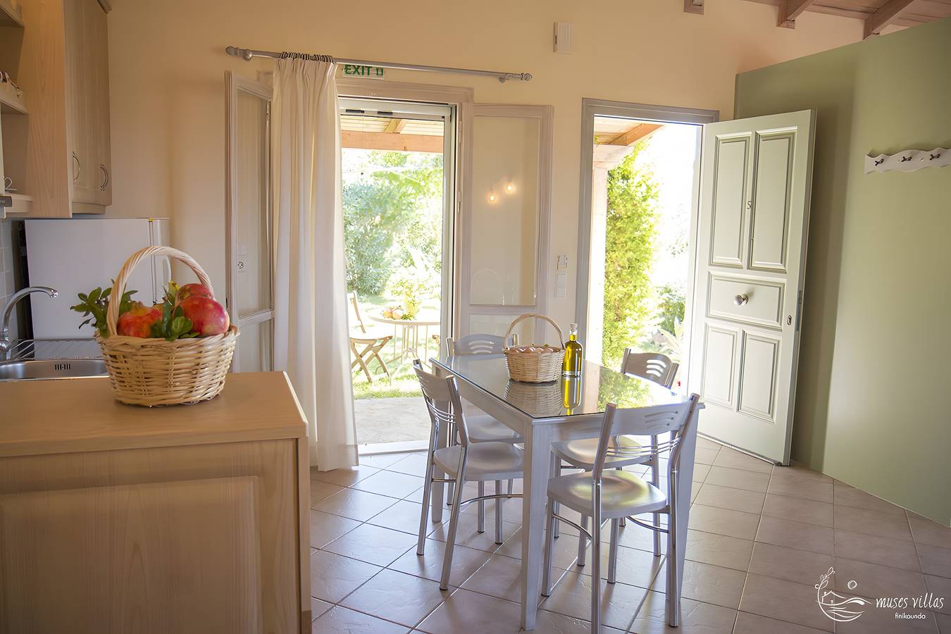 Ferienhaus 'No 5 Holiday Home' mit Meerblick, Wlan und Klimaanlage in Finikounda, Messenien