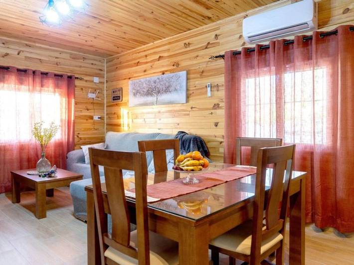 Casa rural para 4 personas, con Balcón/Terraza y Terraza además de Jardín y Piscina en Rute - 2