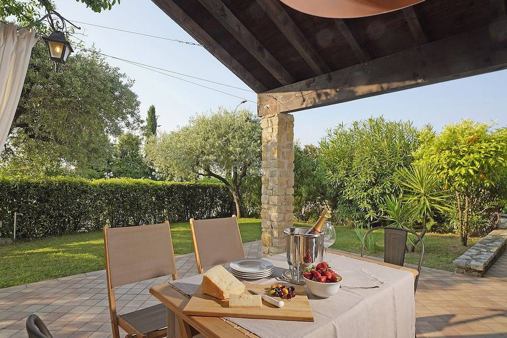 Villa Bouganville in Toscolano-Maderno, Gardasee-Berge