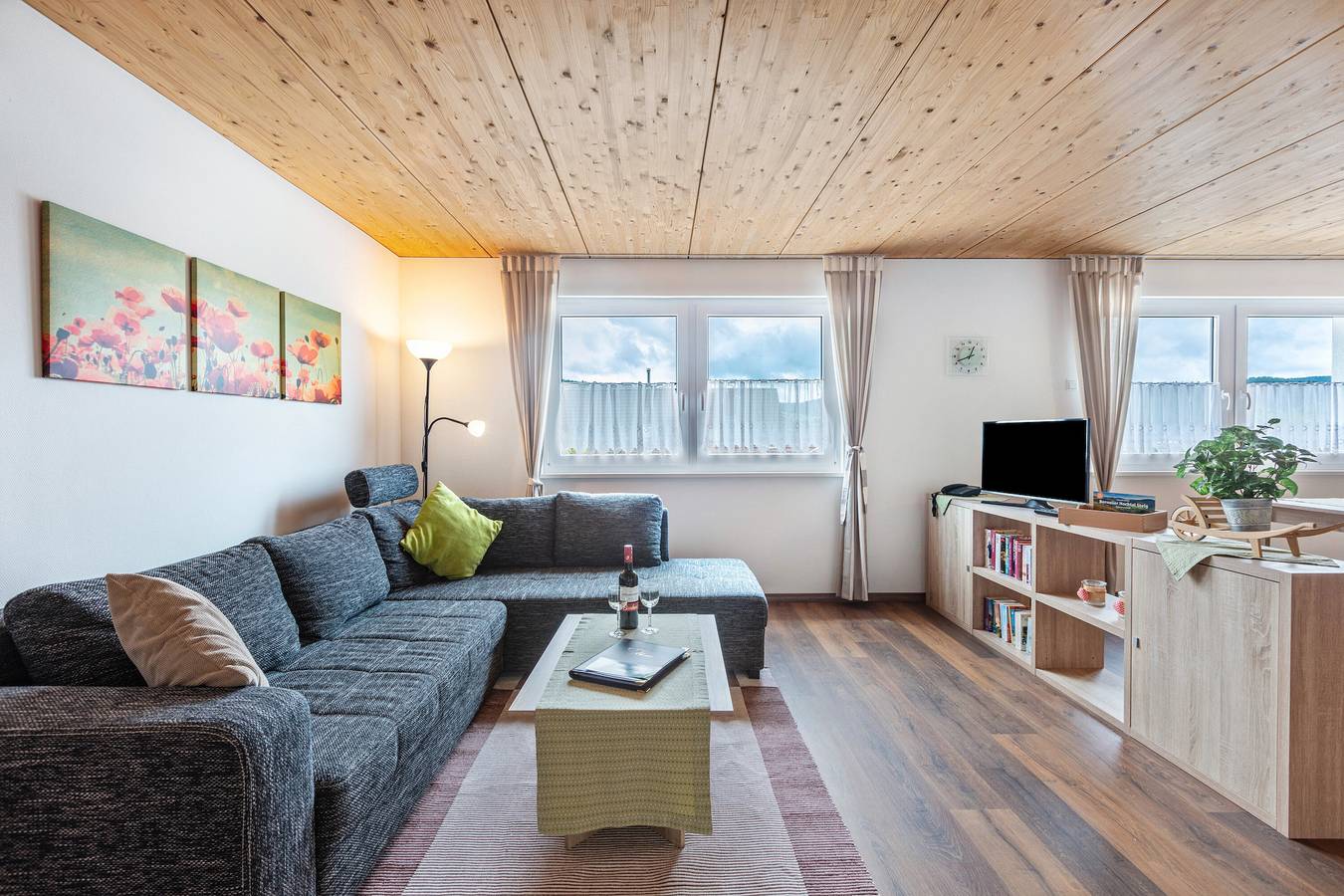 Ganze Wohnung, Apartment 'Hochtalblick - Fewo Oren' mit Bergblick, privater Terrasse und Wlan in Bernau im Schwarzwald, Südschwarzwald