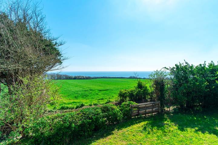 Location de vacances pour 5 personnes, avec terrasse et jardin à Clohars-Carnoët - 4