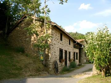 Chambre d’hôte pour 5 personnes, avec jardin à Chassagnes (Haute-Loire)