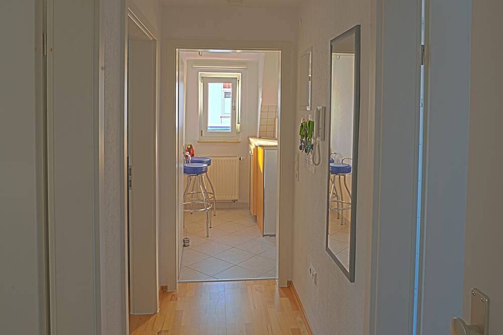 Apartamento entero, Apartamento-Estándar-Baño privado externo-Vista a la Ciudad-dg in Reutlingen, Neckar-Alb