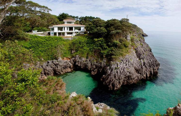 Casa rural para 21 personas, con Balcón y Terraza además de Jardín y Piscina en Val de San Vicente - 4