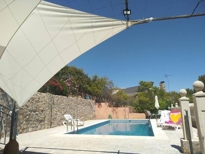 Casa rural para 15 personas, con Terraza y Jardín además de Piscina y Vistas en Parque Nacional de Cabañeros