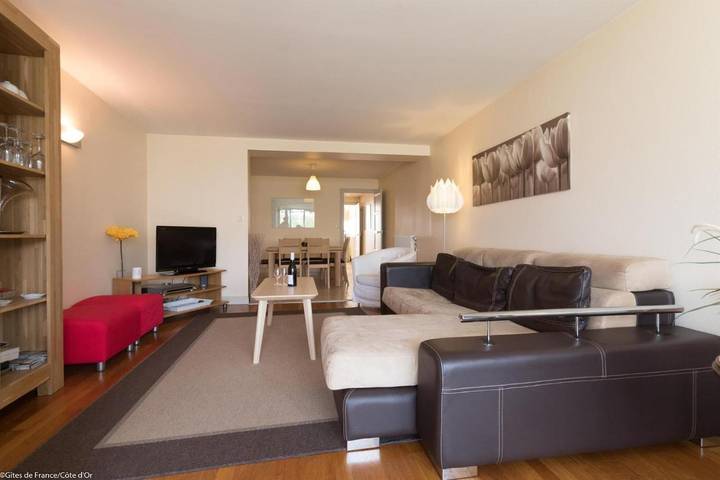 Location de vacances pour 8 personnes, avec jardin à Meursault - 3