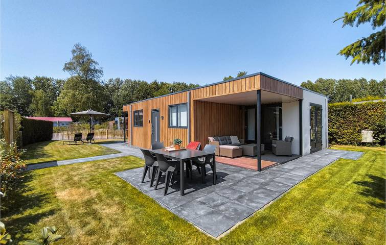 Ferienhaus für 5 Personen, mit Garten und Terrasse sowie Pool, mit Haustier