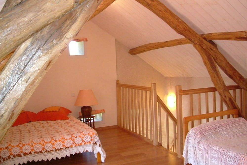 Gite de caractère 4* - Causses du Quercy - calme, reposant in Lalbenque, Quercy