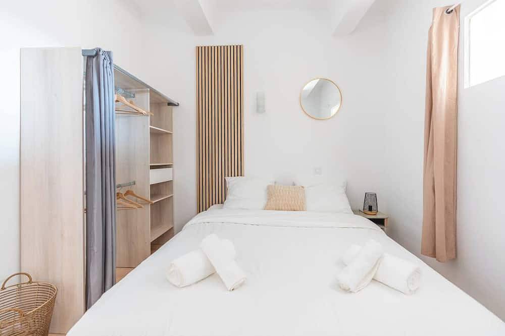 Entire apartment, Spacious, warm and comfortable apartment in Pertuis, Parc naturel régional du Luberon