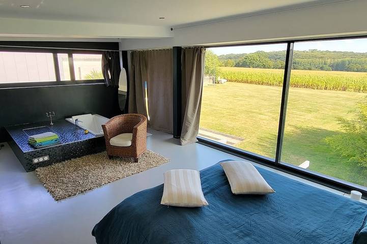 Location de vacances pour 12 personnes, avec terrasse et jardin, animaux acceptés à Liffré - 4