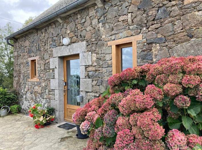 Gîte pour 2 personnes, avec terrasse et jardin