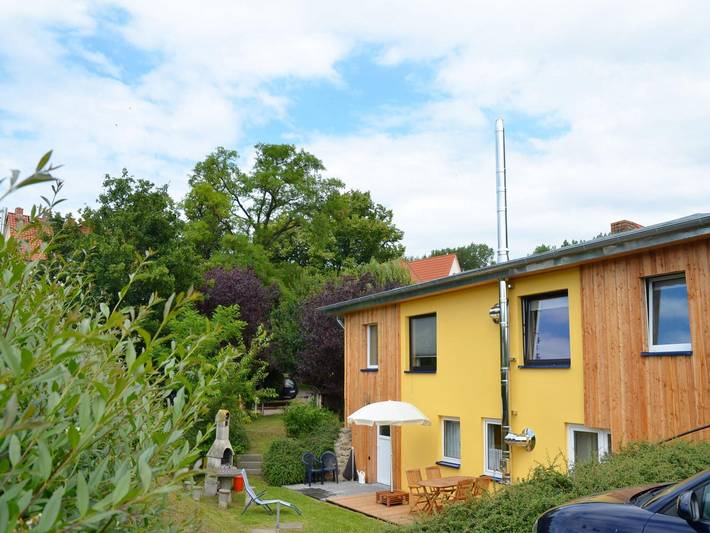 Ferienwohnung für 4 Personen, mit Terrasse und Garten in Am Schwarzen Busch