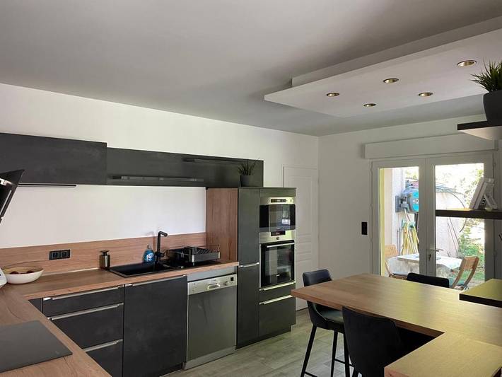 Location de vacances pour 5 personnes, avec jardin ainsi que piscine et vue dans Pizancon - 4