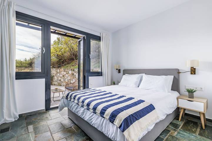 Villa Elissaios  Skopelos Luxury in Sporades