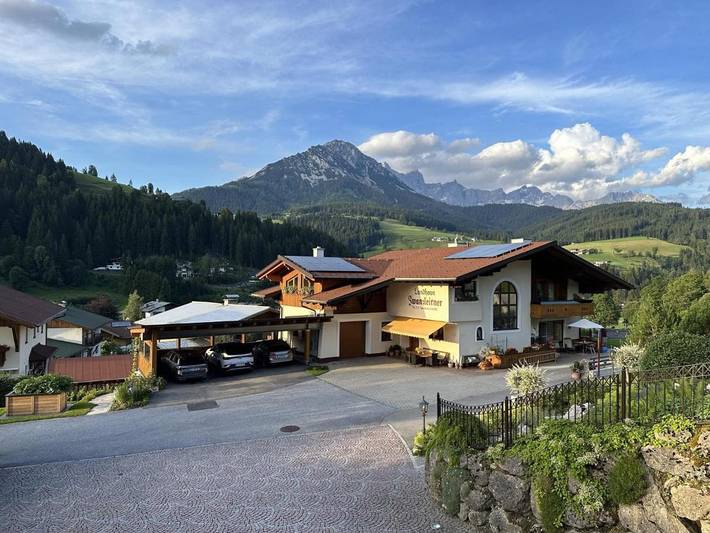 Ferienwohnung für 2 Personen, mit Balkon und Ausblick sowie Garten - 1