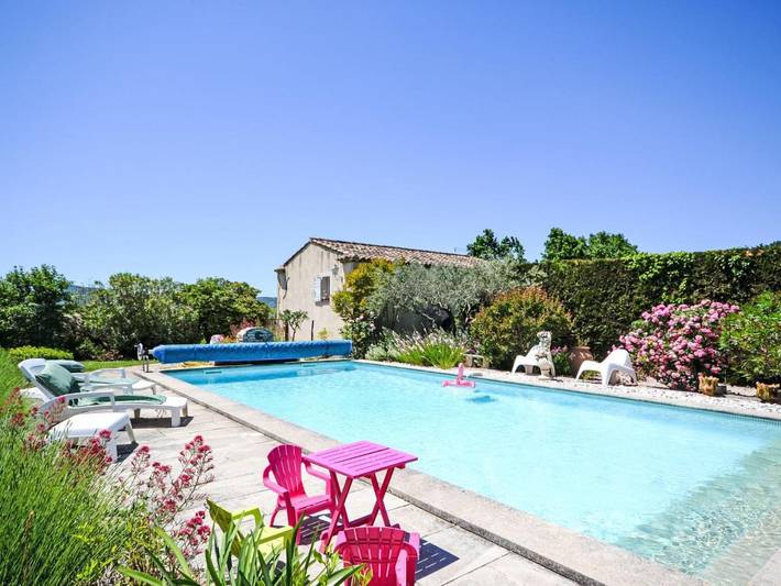 Ferienhaus für 4 Personen, mit Terrasse und Pool - 1