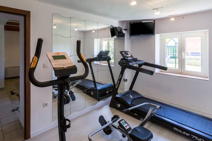 Villa für 14 Personen, mit Pool und Balkon in Porec und Umgebung - 3