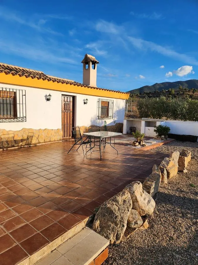 Apartamento de vacaciones para 4 personas, con piscina además de jardín y vistas - 1