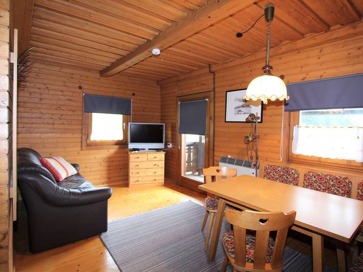 Ferienhaus für 2 Personen, mit Balkon und Garten am Millstätter See