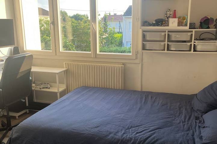 Location de vacances pour 6 personnes, avec terrasse et jardin à Eysines - 2