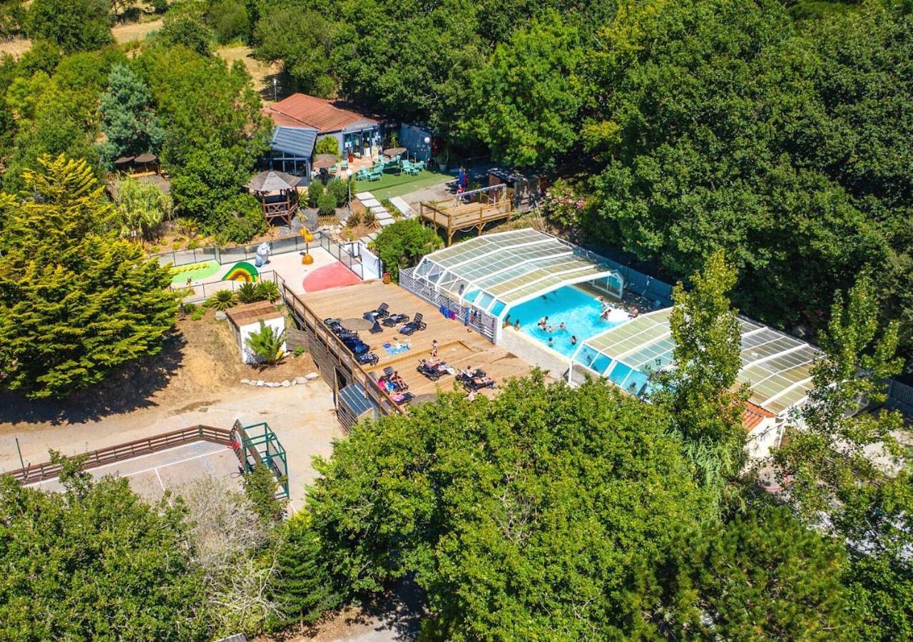 Four-Bedroom Privilege Cottage - 2 Bathrooms in Talmont-Saint-Hilaire, Vendée