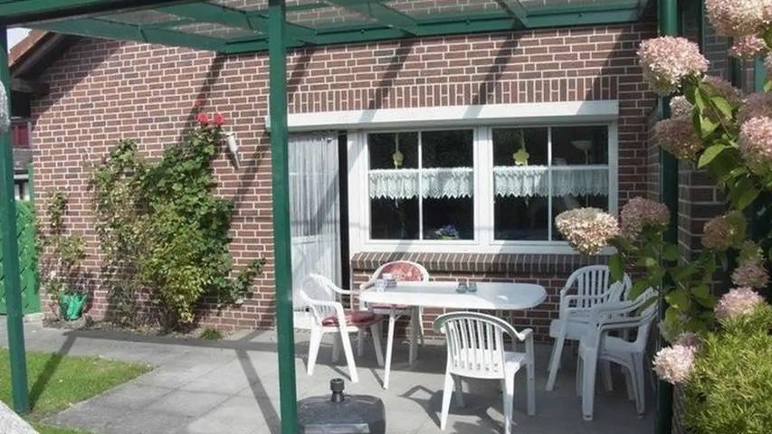 Ferienhaus für 6 Personen, mit Garten in Wittmund - 2