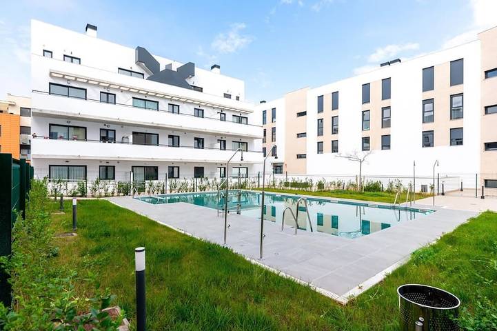 Appartement de vacances pour 4 personnes, avec balcon et piscine - 1