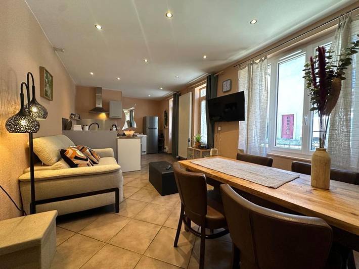 Location de vacances pour 4 personnes, avec terrasse et vue, animaux acceptés à Polignac - 4