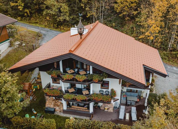 Gästehaus für 2 Personen, mit Terrasse und Garten sowie Sauna und Ausblick