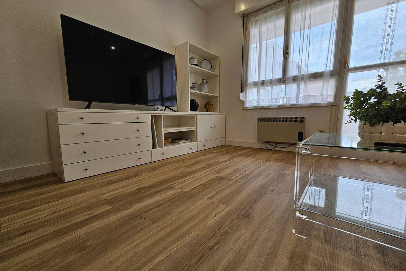 Ganze Wohnung, 25A05 Modern and Central Apartment in Luanco, Gozón