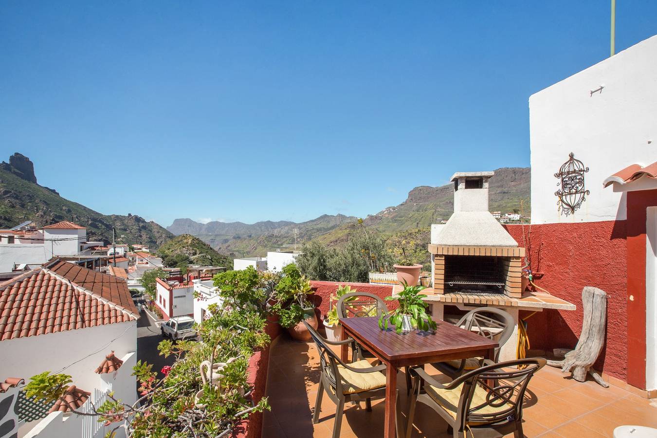 Holiday Home “Casa Rural Serafín” with Mountain View, Wi-Fi & Terrace in Tejeda, North Gran Canaria