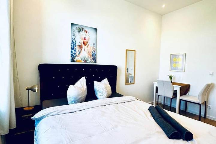 Ganze Wohnung, Privatzimmer in 3-Zi-Wohnung wenige Schritte vom Kaufpark in Liesing, Wien