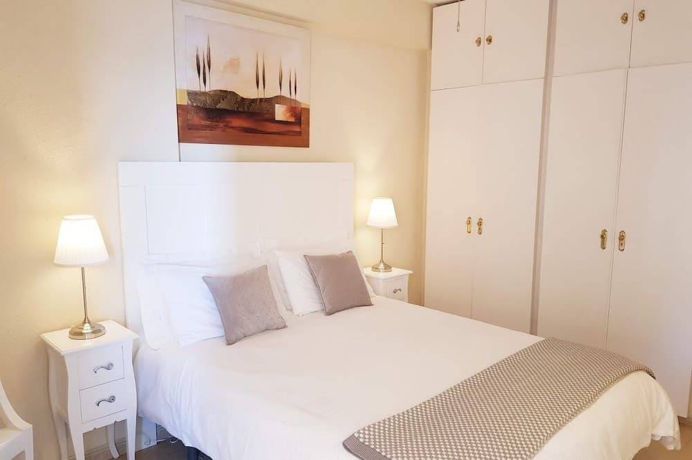 Geheel appartement, Fuengirola, Central, kwaliteitsappartement met zeezicht, strandblok, Gratis Wifi in Fuengirola, Costa del Sol